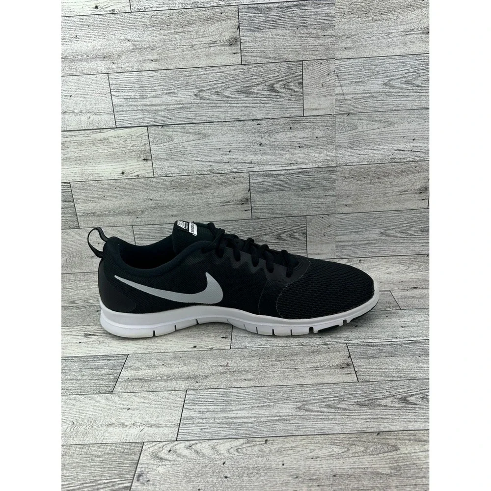 Nike Training Flex Essential TR Black White Sneakers 924344-001 Mens Size 10